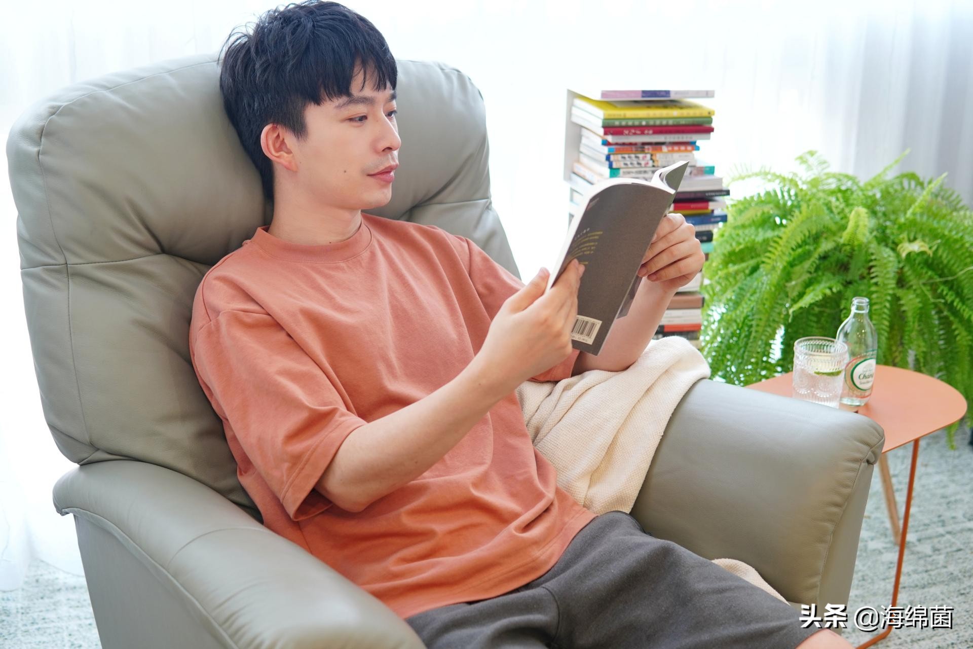 休闲阳台升级，好坐感才是王道：LAZBOY乐至宝功能沙发躺平体验