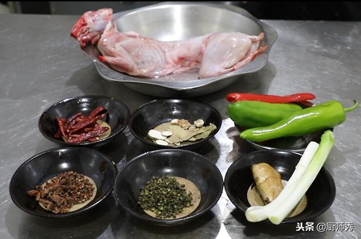 兔肉5种简单美味的做法,兔肉怎么做才好吃还好看