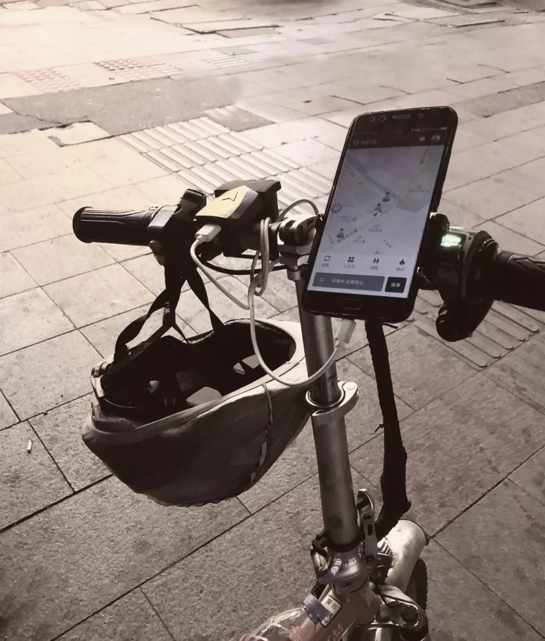 莆田的“午夜骑士”，开遍各种车型，听过很多劲爆八卦