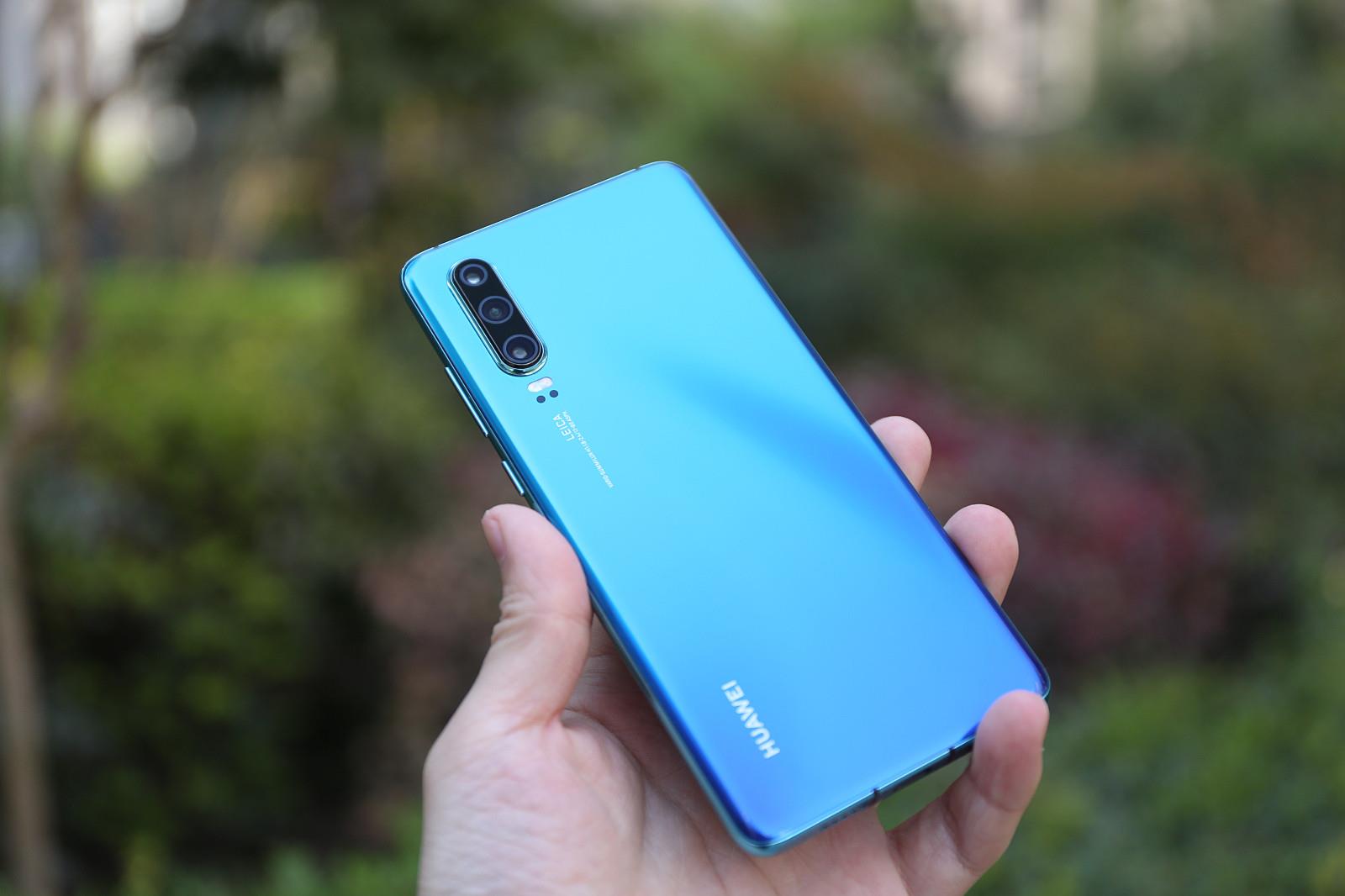 买手机的时候是买华为还是买小米,买华为还是买小米好