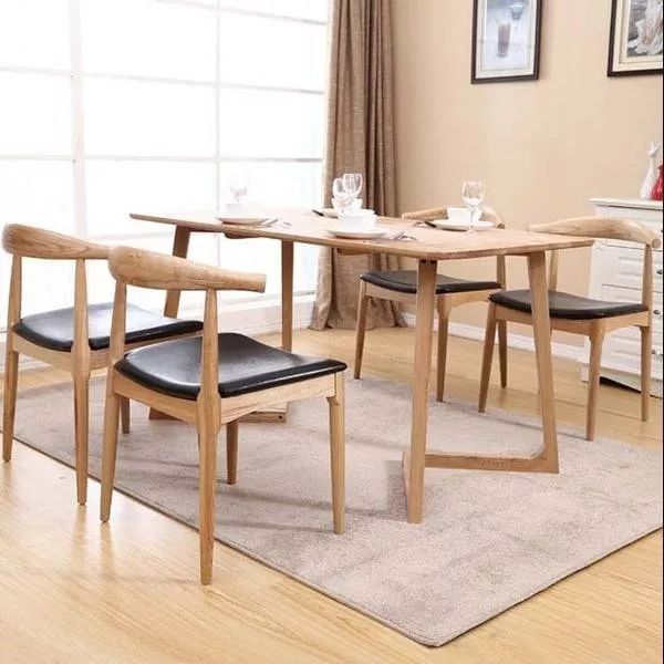 餐椅分为几款,哈卡达和卡曼餐椅哪个颜值高