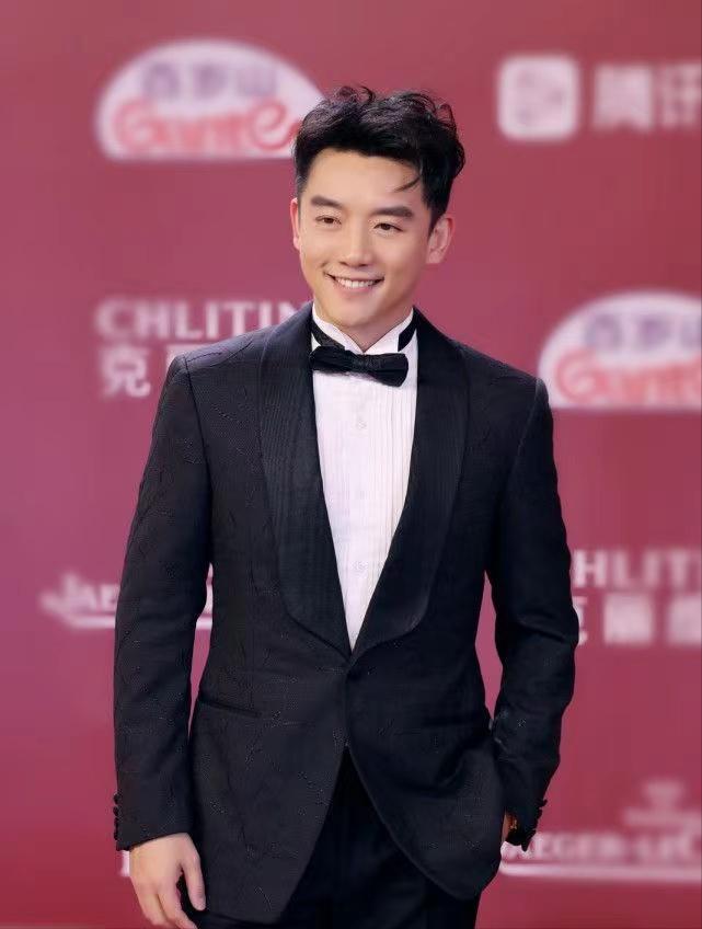 王嘉尔击剑在世界上排名,王嘉尔击剑世界排名