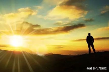 董明珠管理团队四条军规,董明珠说管理针锋相对