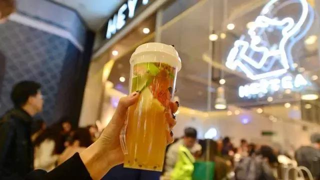 喜茶是如何一步步发展的,喜茶为什么那么多人排队