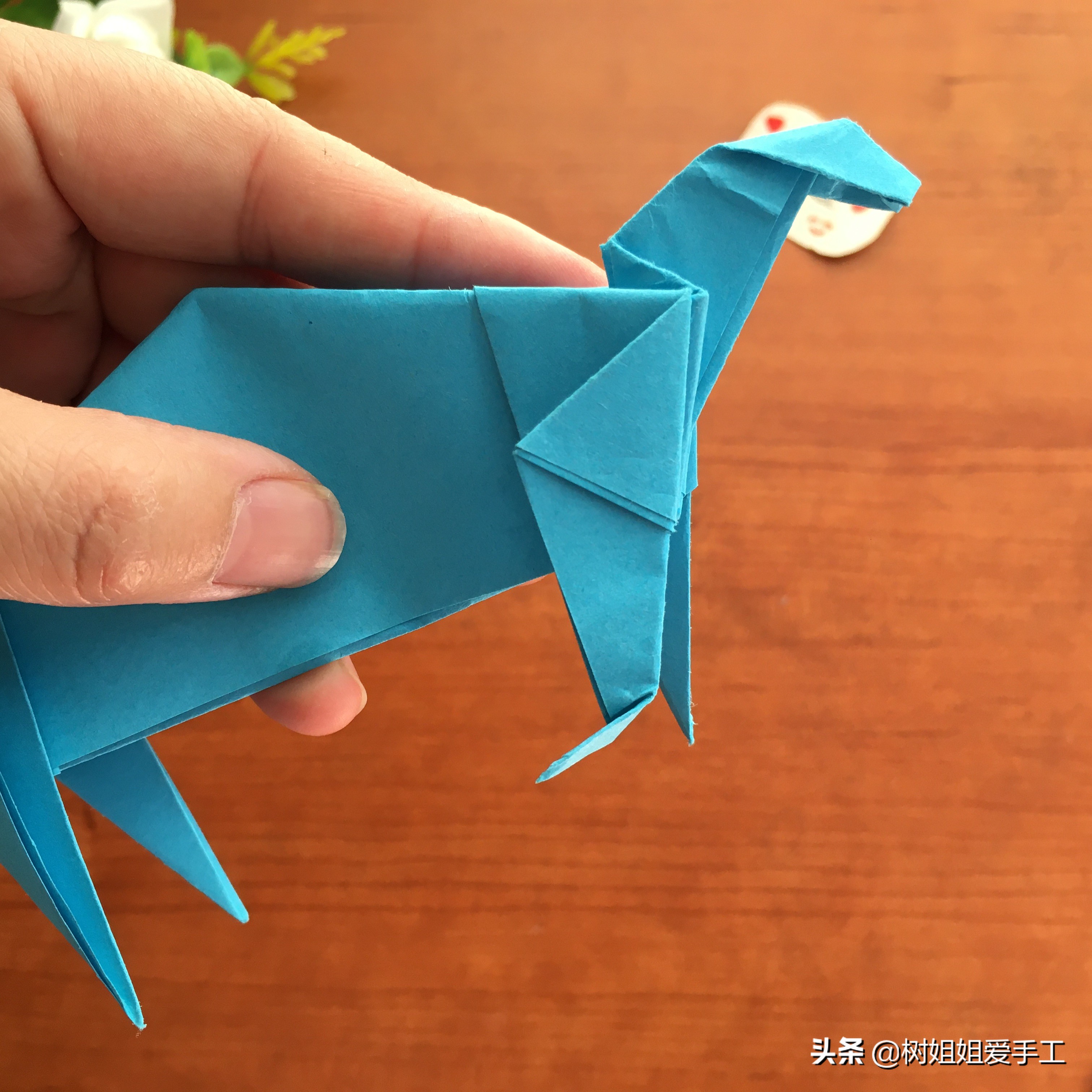 儿童益智折纸启蒙篇腕龙折纸,恐龙折纸剑龙视频大全