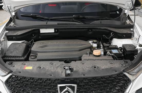 宝骏510手动时尚型内饰图,宝骏510对比宝骏310w动力