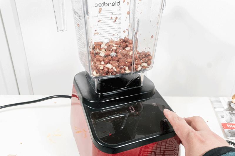 是怎样的料理机？让宜家、星巴克都在使用，却没有模仿者blendtec