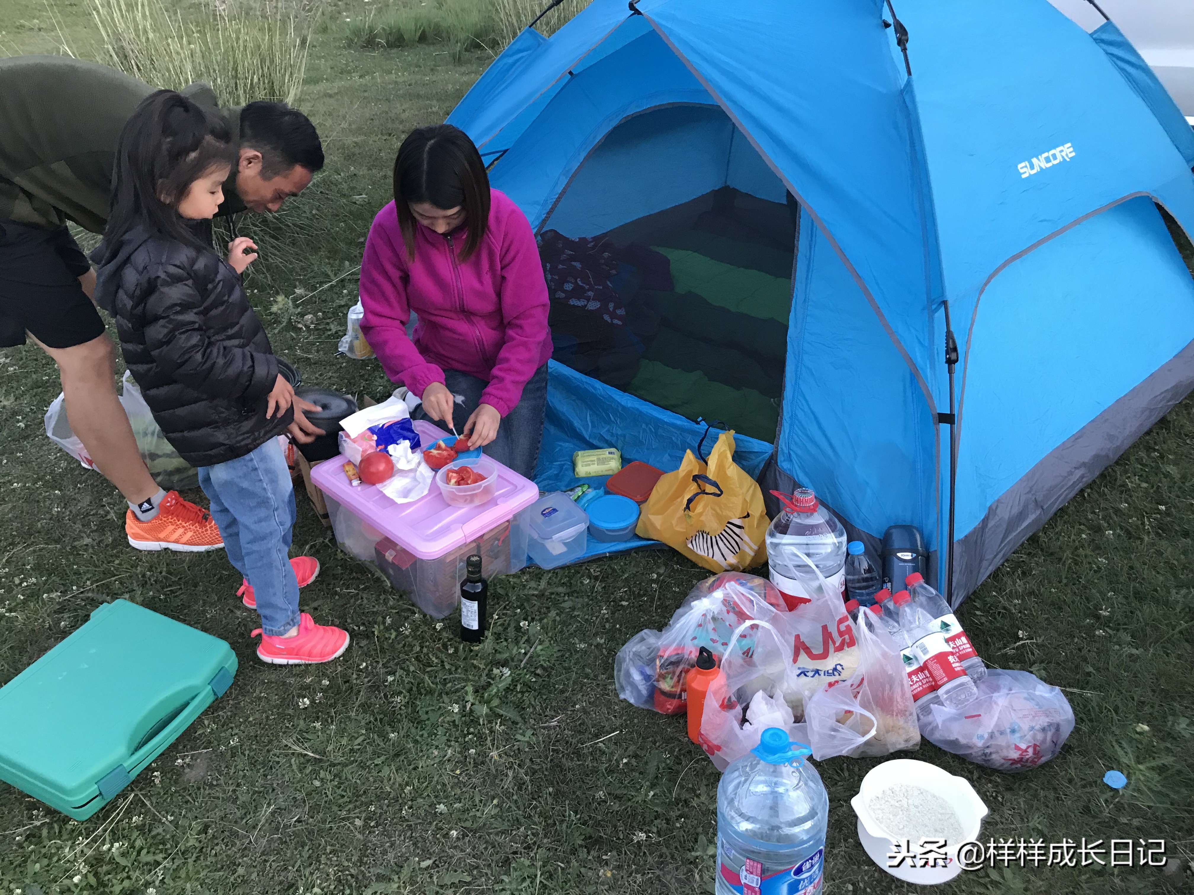 一家三口新疆伊犁旅游,自驾游霍尔果斯路线攻略