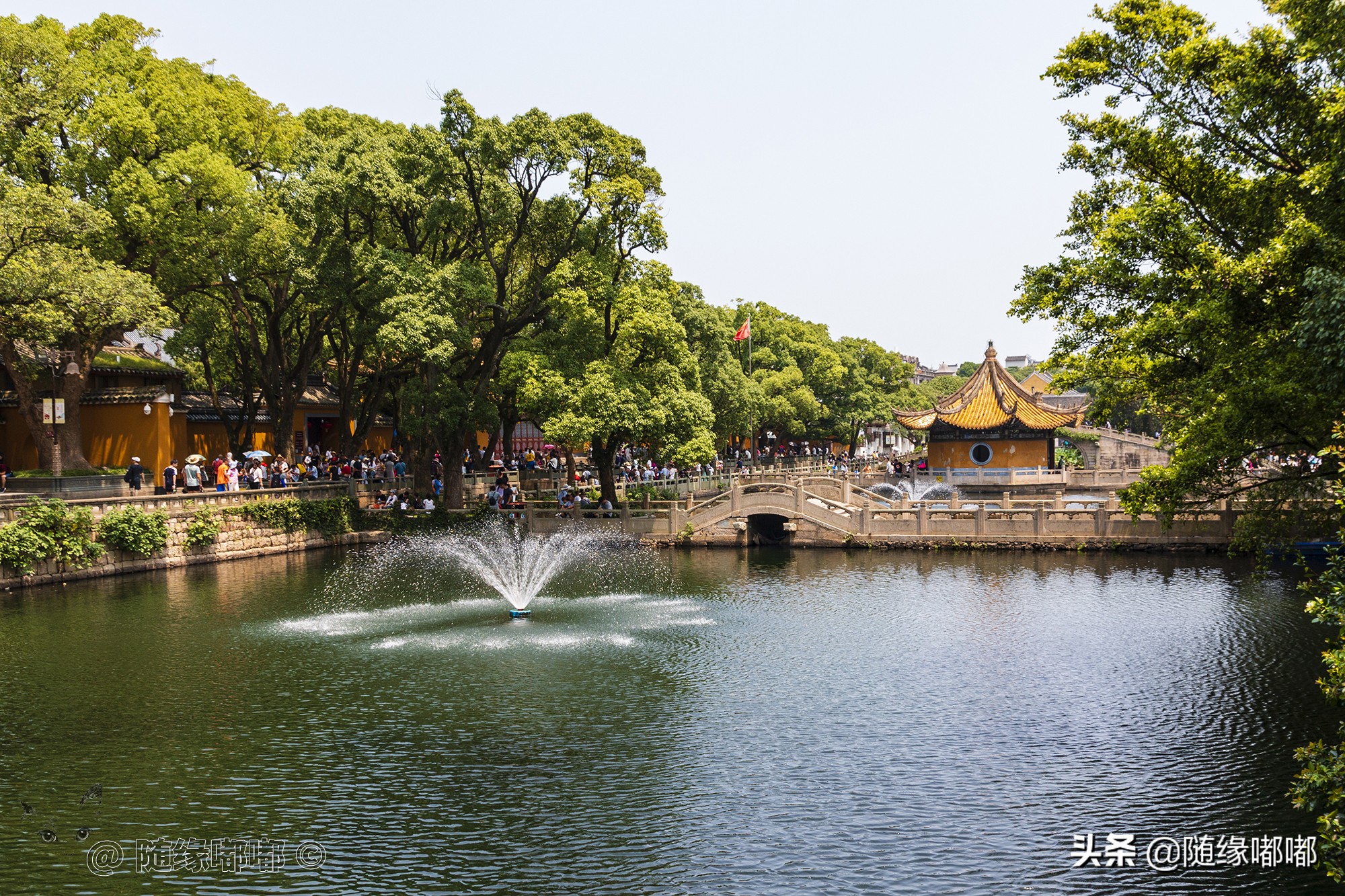 普陀山拜观音是先上香还是先许愿,普陀山叩头跪拜礼仪
