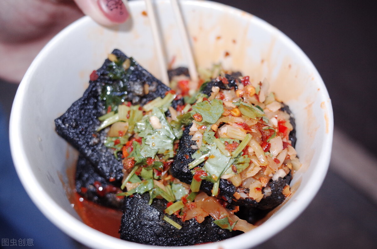 便秘导致的口臭怎么解决,便秘会引起口臭怎么治