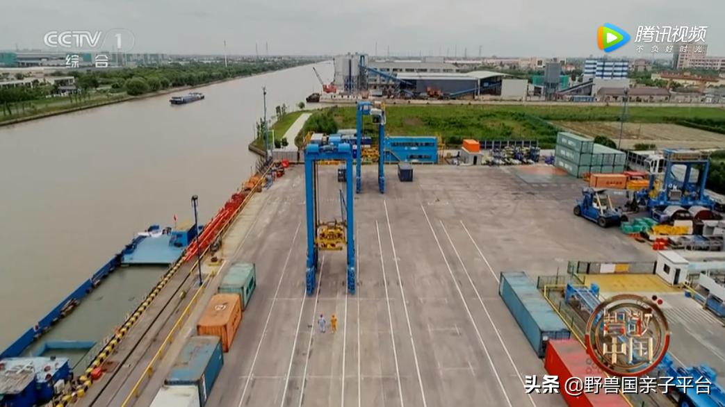 适合孩子看的人工智能纪录片,儿童讲人工智能