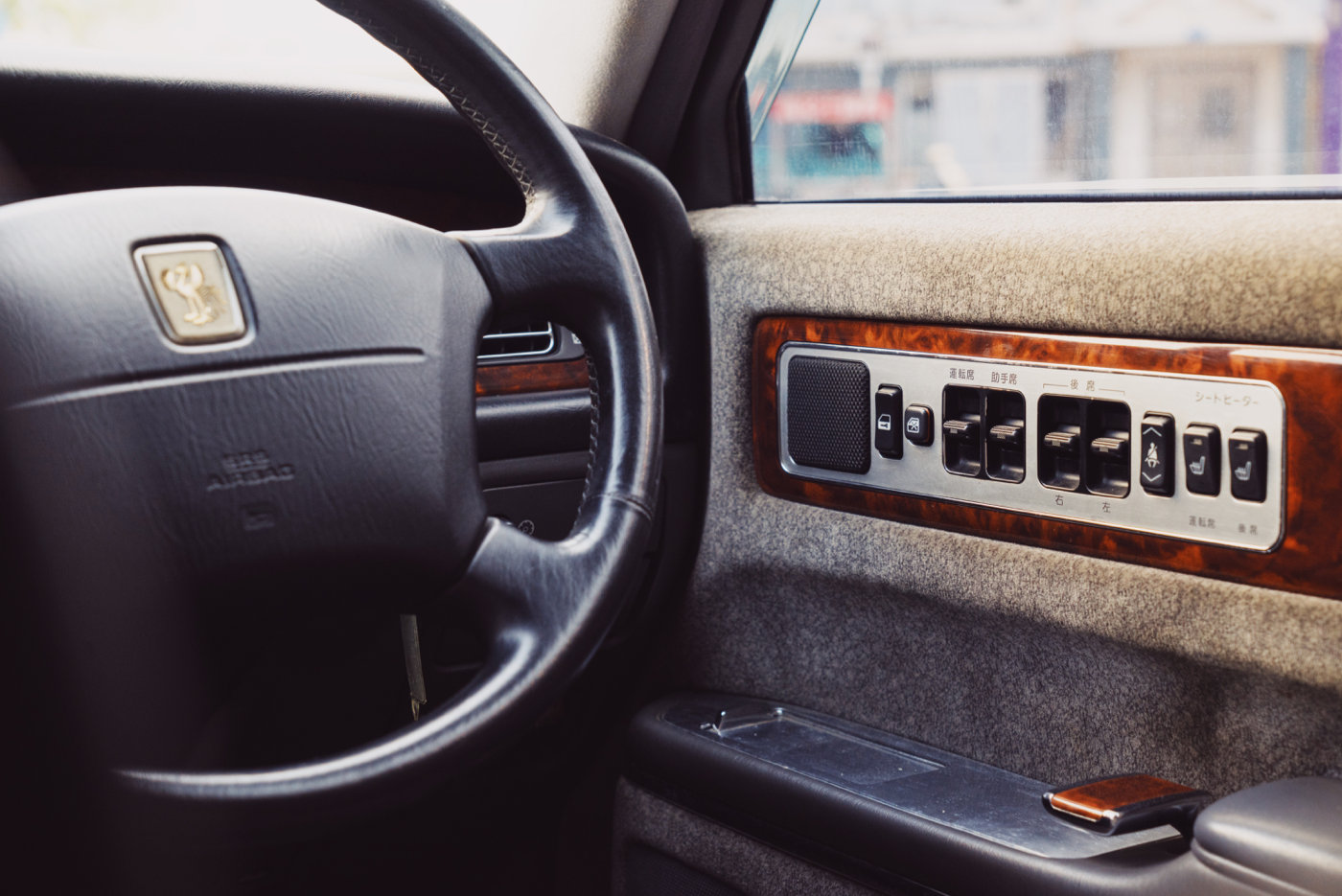 1997丰田世纪顶级v12多少钱,丰田century改装