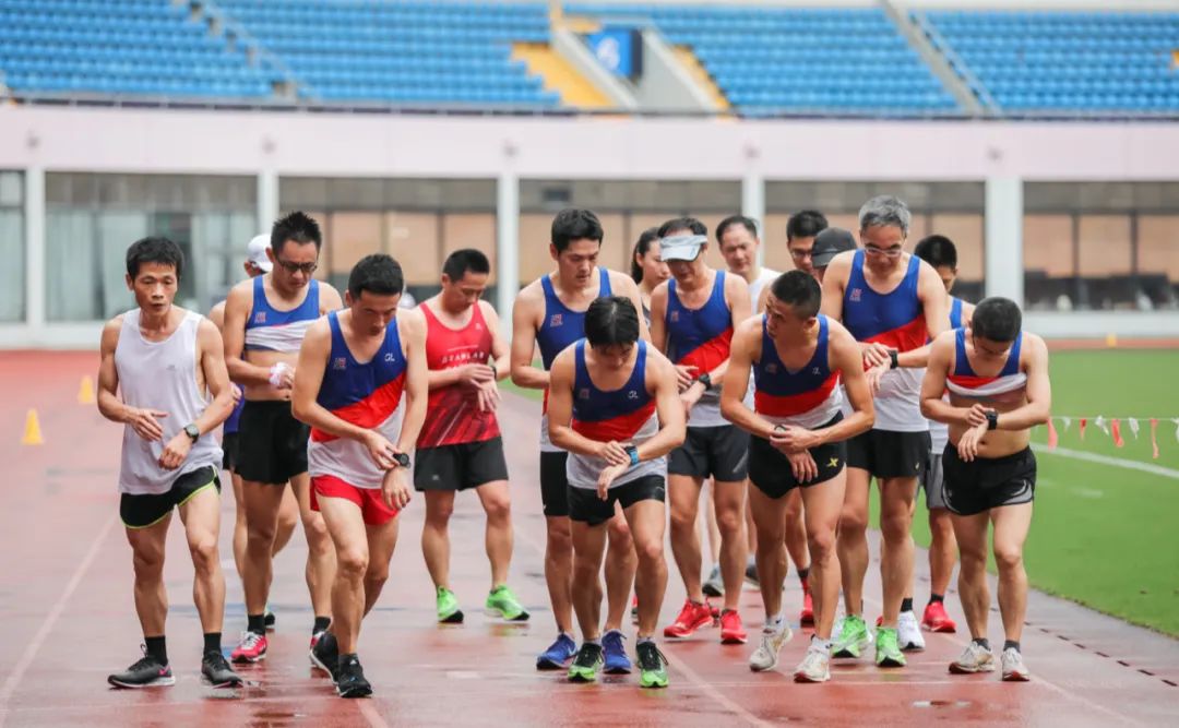 亚索800米间歇跑训练方法,800米一周训练方法