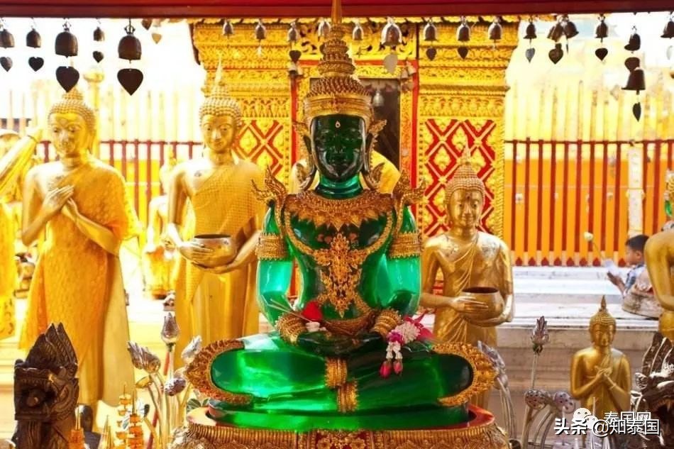 泰国供奉的“镇国玉佛”，背后竟是泰国与老挝间一场古怪的战争？