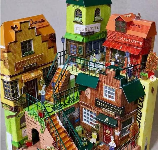 日本小哥自称“空箱职人”，靠着废纸盒办展览