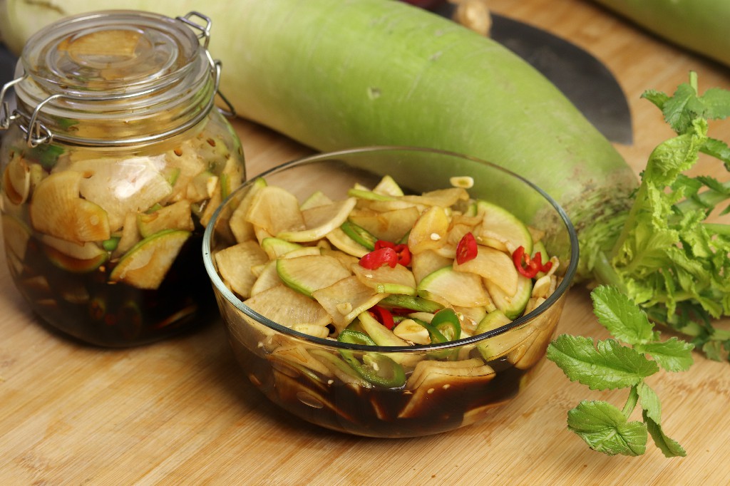 为什么饭店腌萝卜那么好吃？原来秘诀在这里，脆爽入味又简单