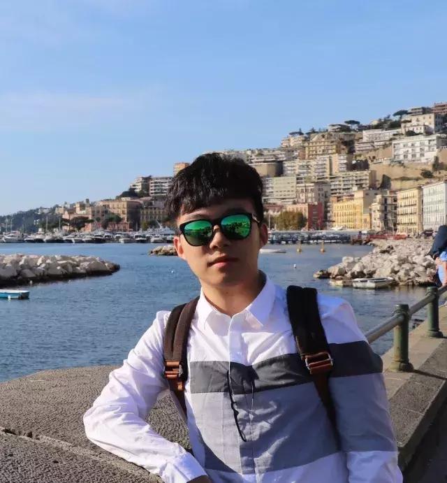 无锡市湖滨中学风采：校友作品被梵蒂冈博物馆收藏