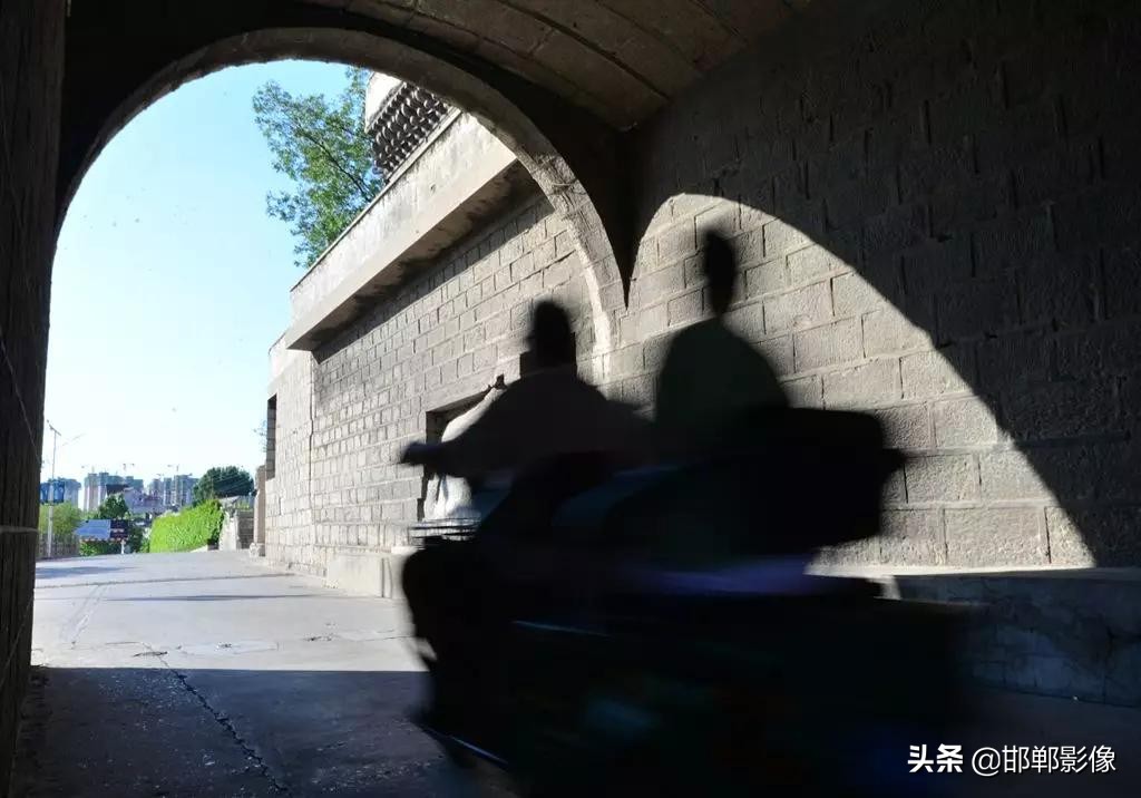 航拍峰峰风景视频,峰峰风景照