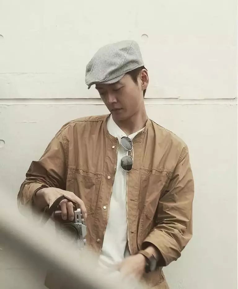 tvb小生被爆出两位绯闻女友,tvb人气小生地下恋情