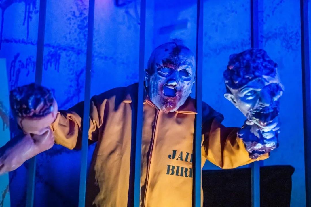 天津欢乐谷外面图片,天津欢乐谷2021万圣节灯光秀