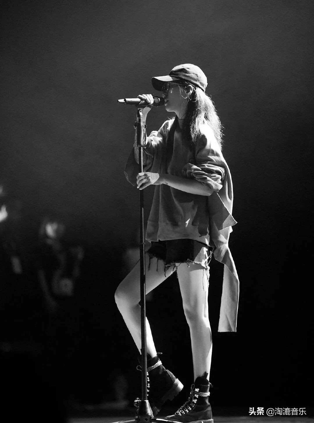 谭维维为什么不火,谭维维怎样了