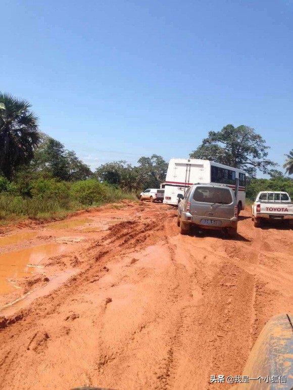 非洲安哥拉的路我在非洲安哥拉的日子202