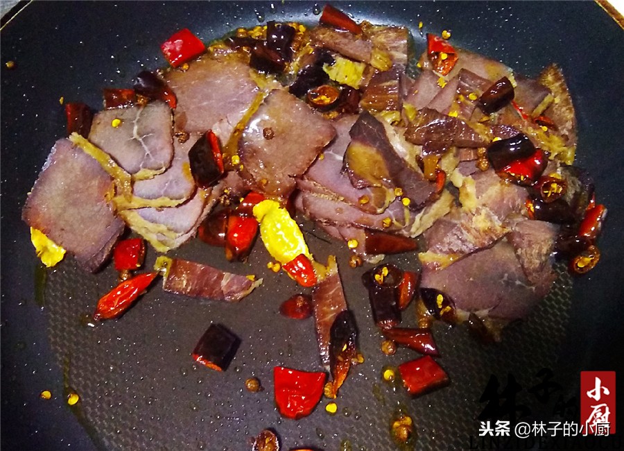 云南人家常菜松茸,地道美食云南菜好吃不贵