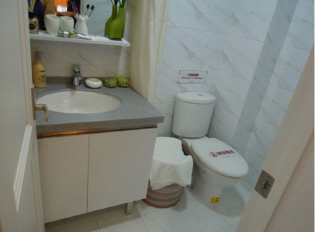 卫生间除异味小妙招啤酒,清除卫生间霉菌味最好的方法