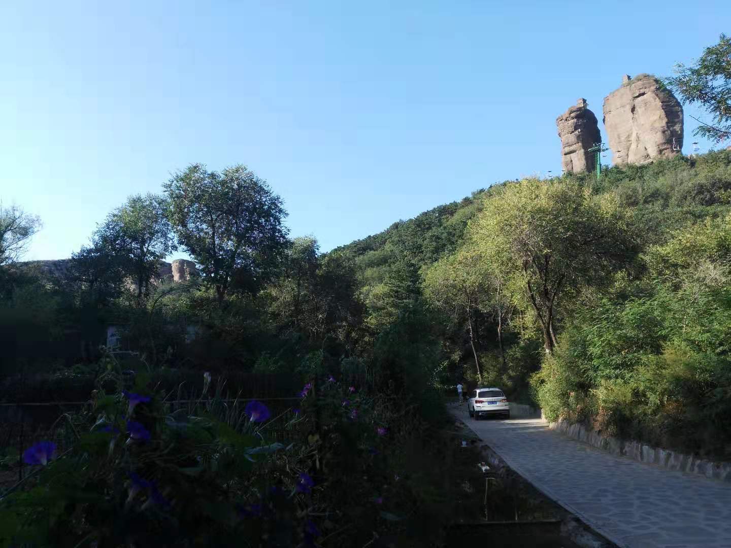 最好爬、闹市区、景色奇、有野猴—野游户外-5