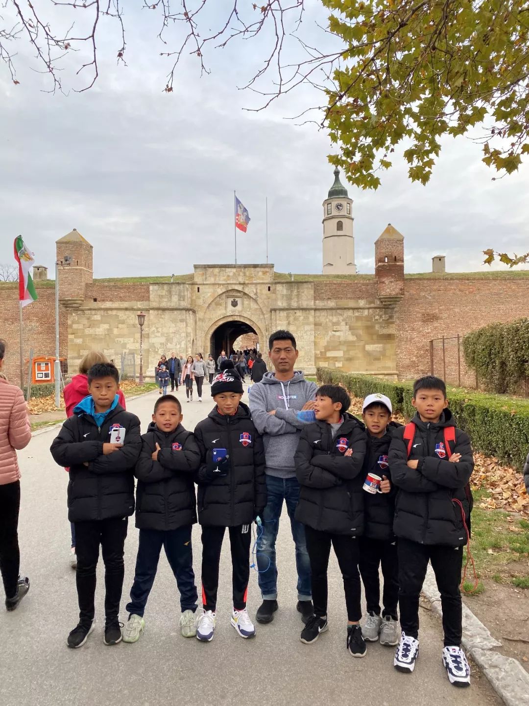 梅州客家队踢亚冠,梅州客家出征视频