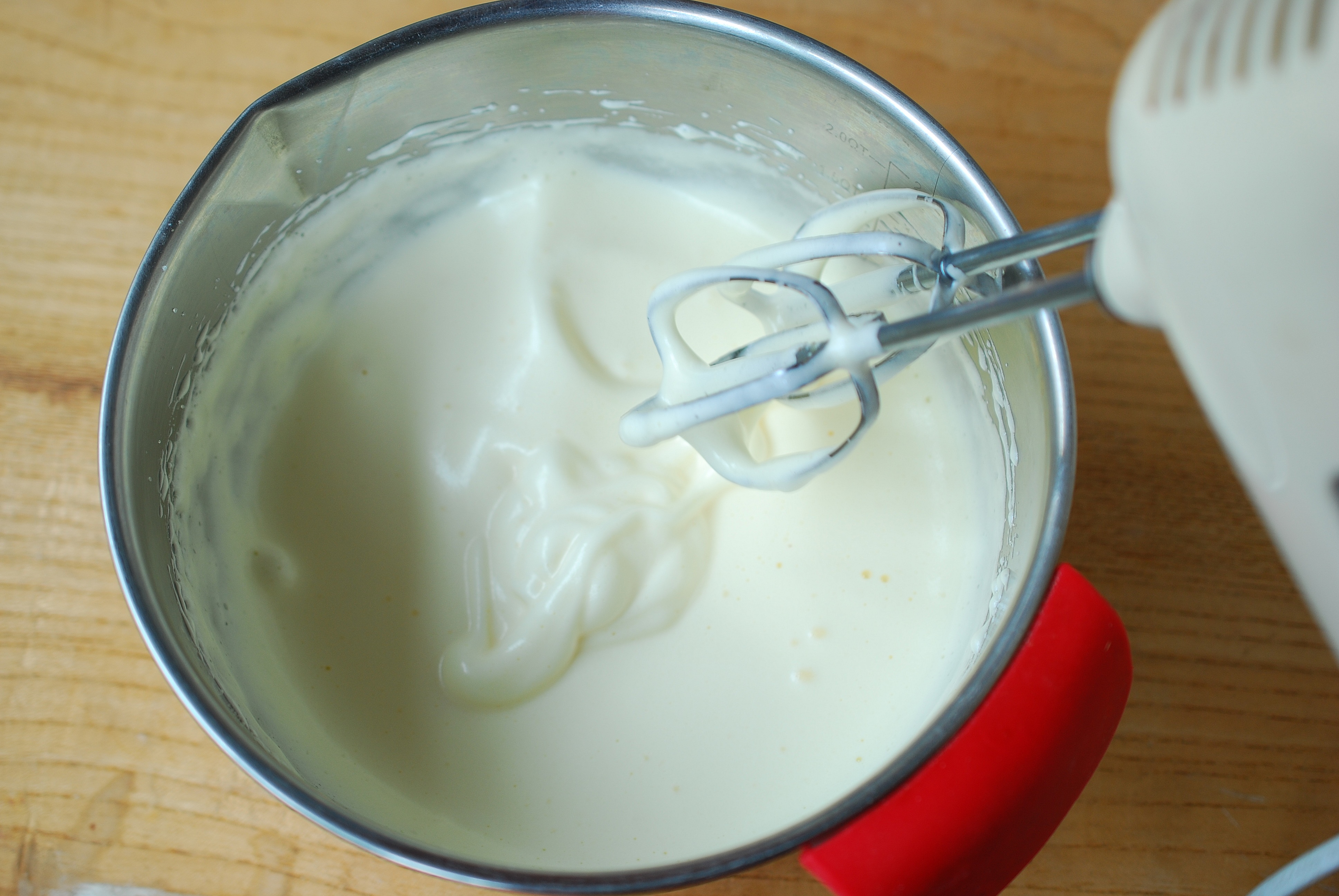 0糖0油0面粉的低卡蛋糕自制,用不粘锅做蛋糕最简单