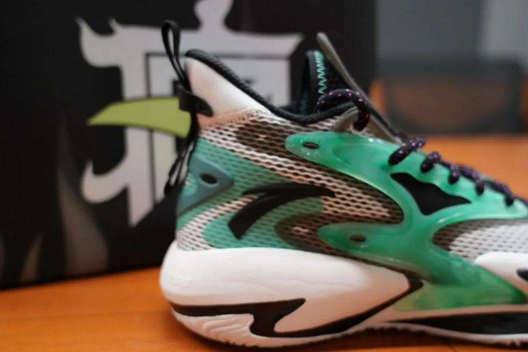 300以内安踏系列球鞋推荐,安踏篮球鞋100到200元学生外场