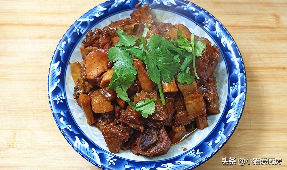 腊鸡怎么做好吃又简单微辣,腊鸡怎么炖汤营养好喝