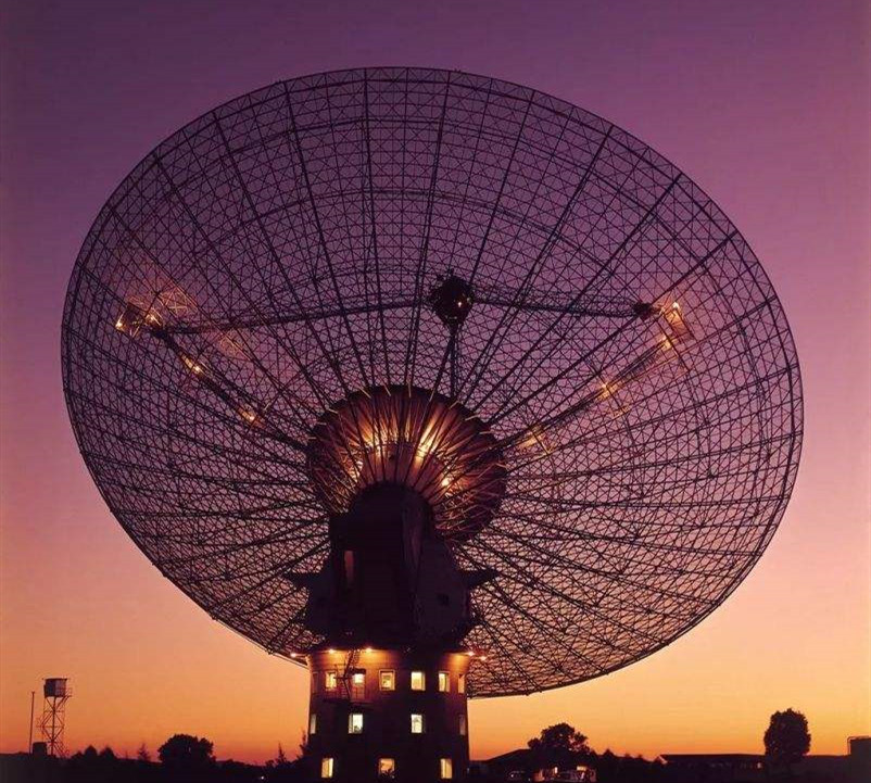 美国射电望远镜坍塌照片,射电望远镜坍塌意味着什么