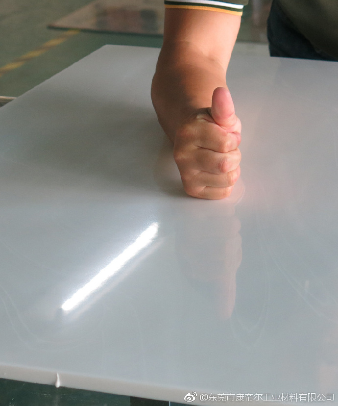 速干胶水和慢干胶水哪个牢固度好,502胶水与卫力固胶水区别