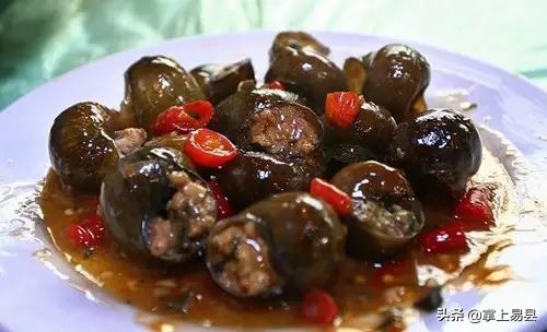 广西桂林阳朔西街小吃天下第一饼,阳朔西街有名小吃