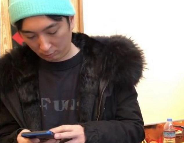 王思聪直播首秀说零花钱好几个亿,王思聪直播分红多少