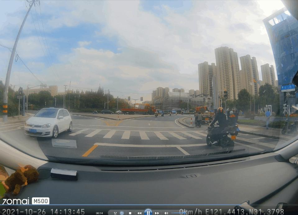 行车记录仪哪一款比较好又实用,凌度行车记录仪和360记录仪哪个好