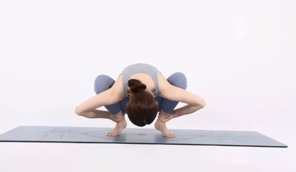 台球冻龄女神颜值巅峰,台球冻龄女神