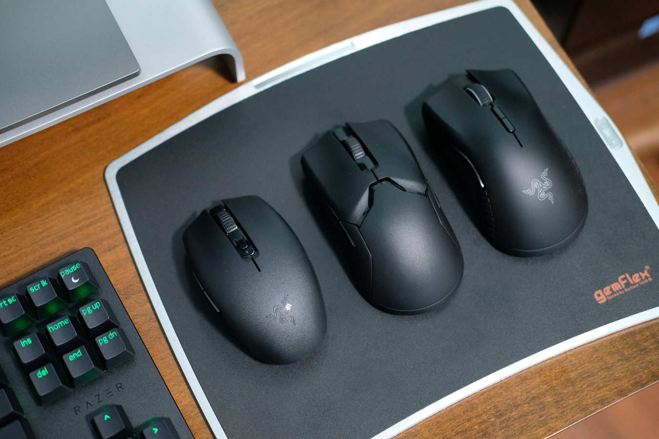 razer雷蛇八岐大蛇无线鼠标,razer雷蛇八岐大蛇电池能用几小时