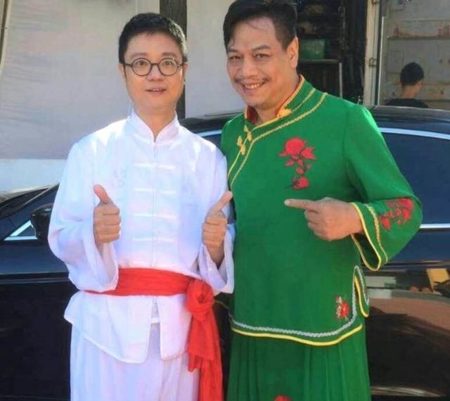 58岁周星驰终于露面了,五十八岁的周星驰