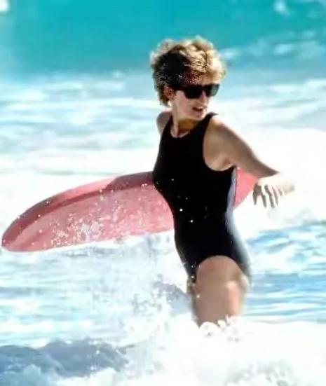 戴安娜第七个情人陪她命丧巴黎,戴安娜的最后一次婚礼