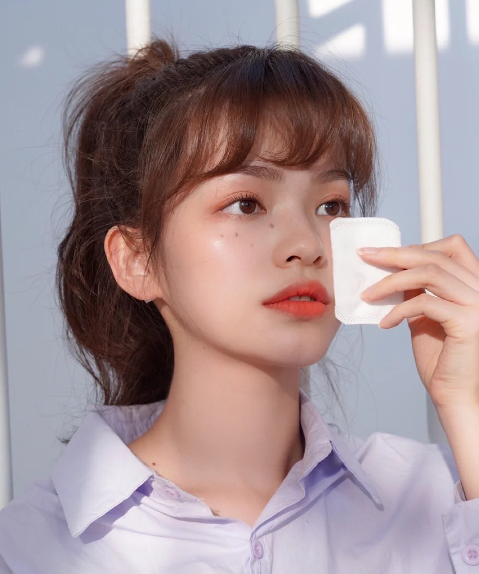 不管啥粉底液滴几滴,不管什么粉底液都卡粉