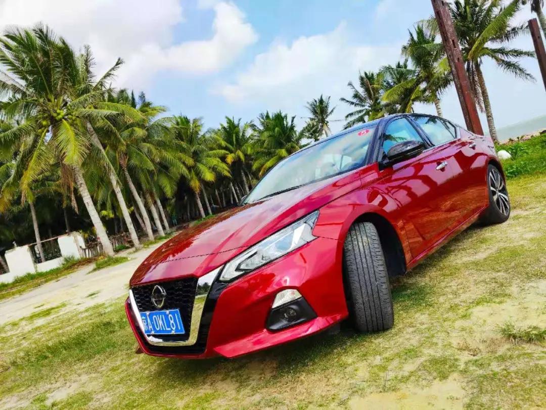 移动大沙发日产天籁,移动大沙发日产天籁2.0舒适版