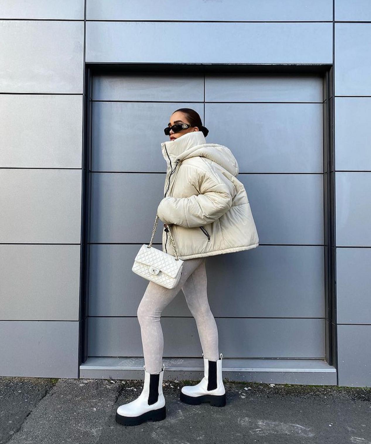 鲨鱼裤羽绒服穿法,今年最火的鲨鱼裤穿搭图片