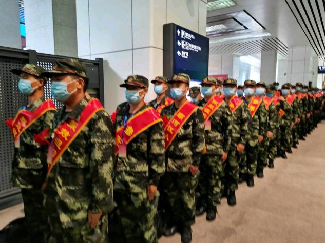 贵阳*警武**：喜迎新兵入营，迈向军旅征程第一步