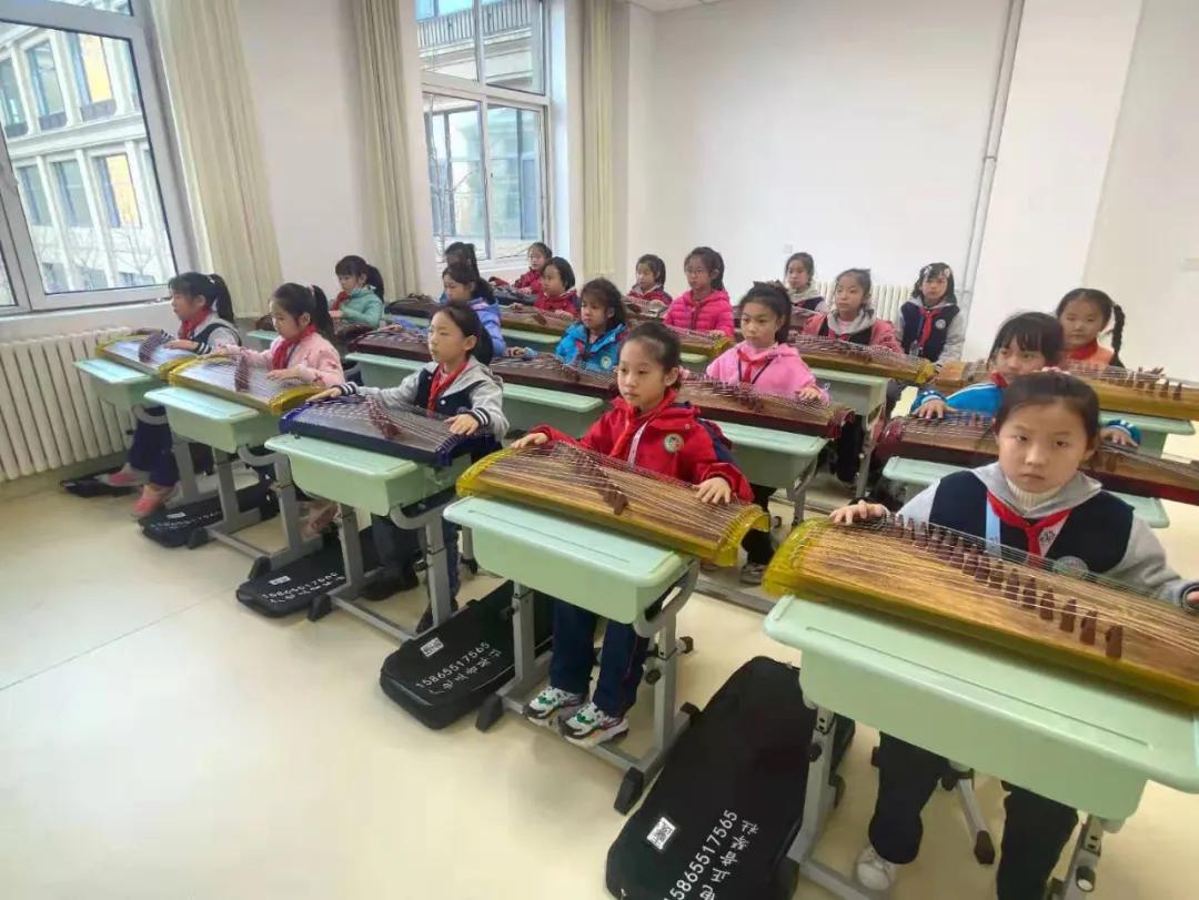 小学有特色的社团活动课,胶州市第六实验小学运动会