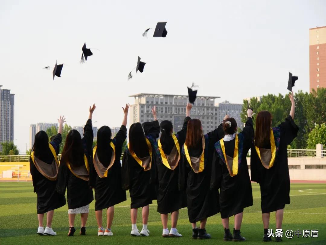 大片来袭！河南各高校凹造型毕业照绝对惊艳到你