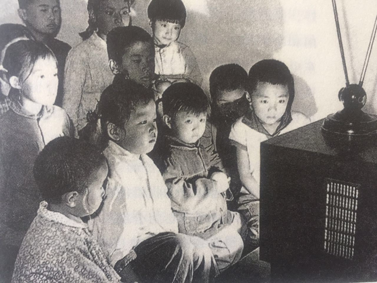 中国电视机的发展历程和照片,中国电视机发展之路