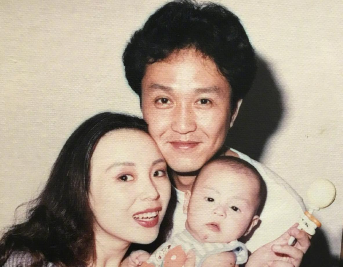 5对很幸福的明星夫妻,15对年过半百恩爱如初的明星夫妻